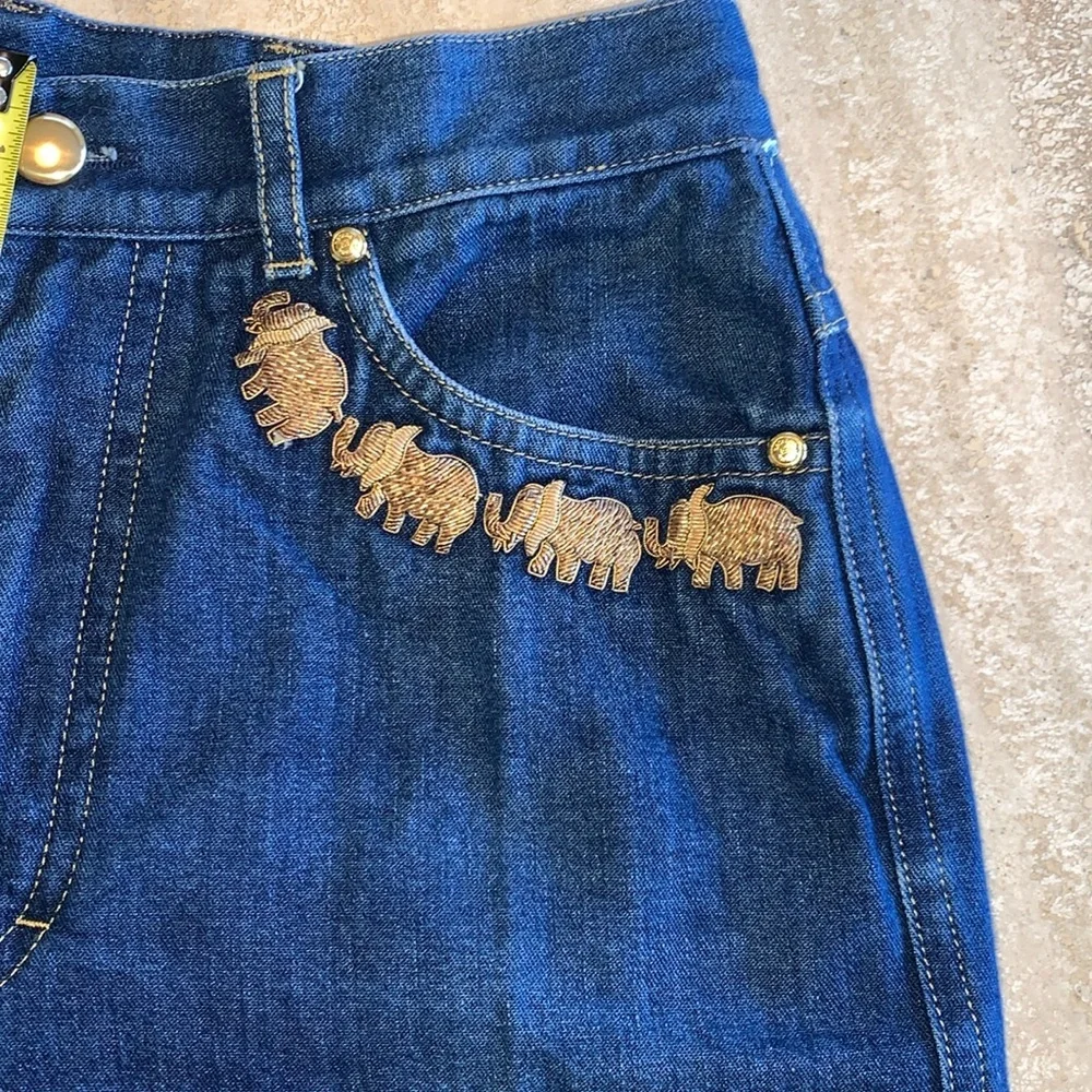 ESCADA jeans, 4 embroidered gold elephants on pockets, blue denim. 40 - Picture 8 of 17